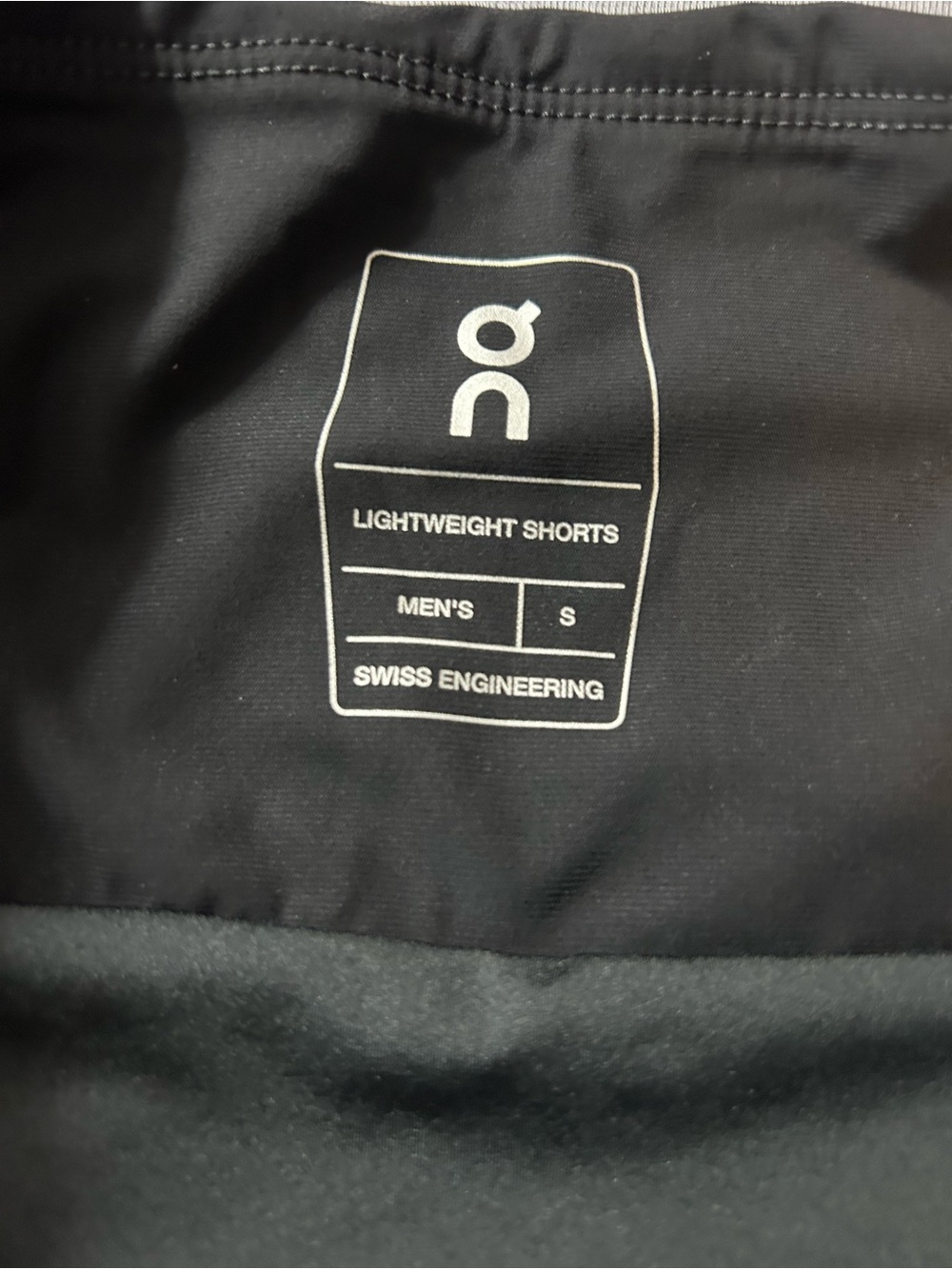 On Running Men's Two-Tone Athletic Shorts in Cream and Black Small - Picture 4 of 7